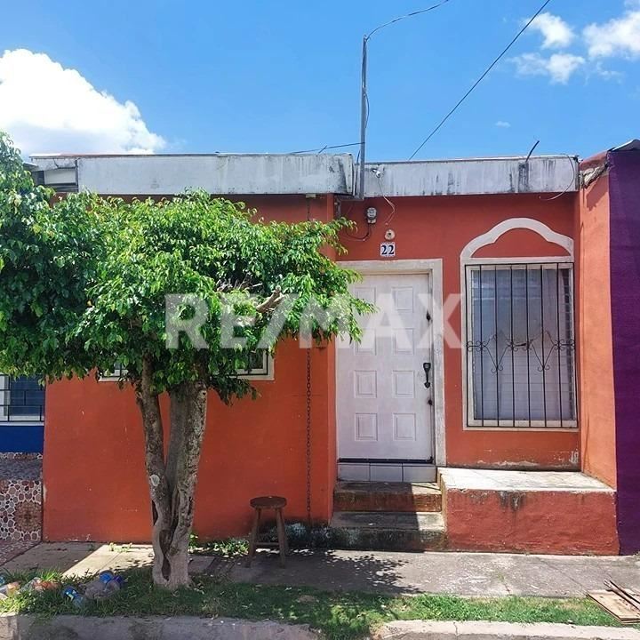 COZY HOUSE FOR SALE IN CIUDAD REAL